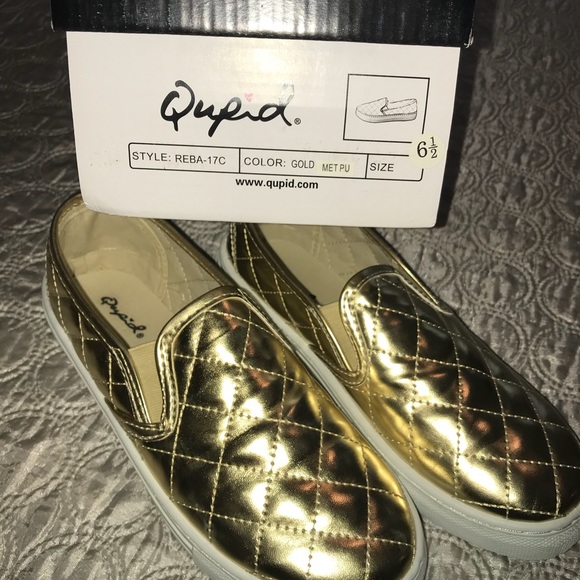 Qupid Women’s Reba Walking Shoe - Picture 5 of 8